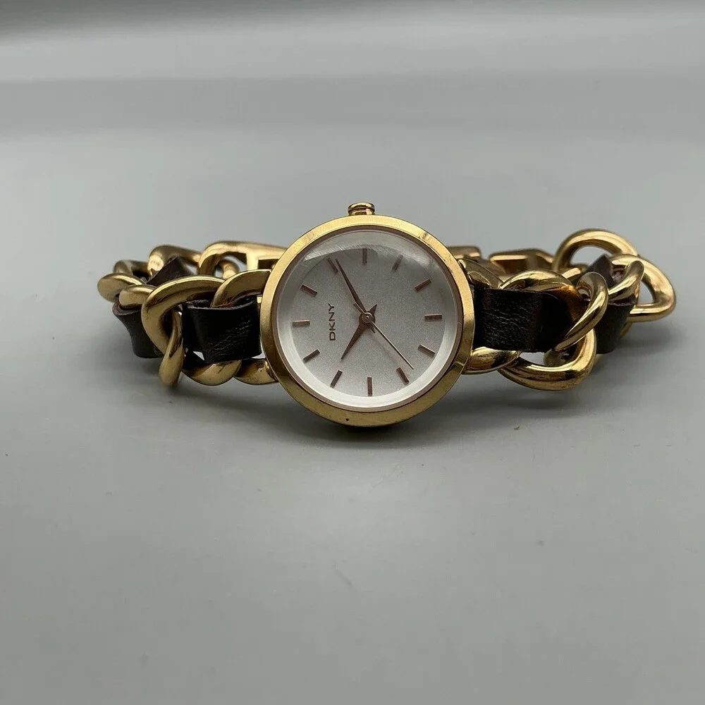 DKNY Womens Watch 26mm Gold Tone Leather Chain Bracelet New Battery 7.5